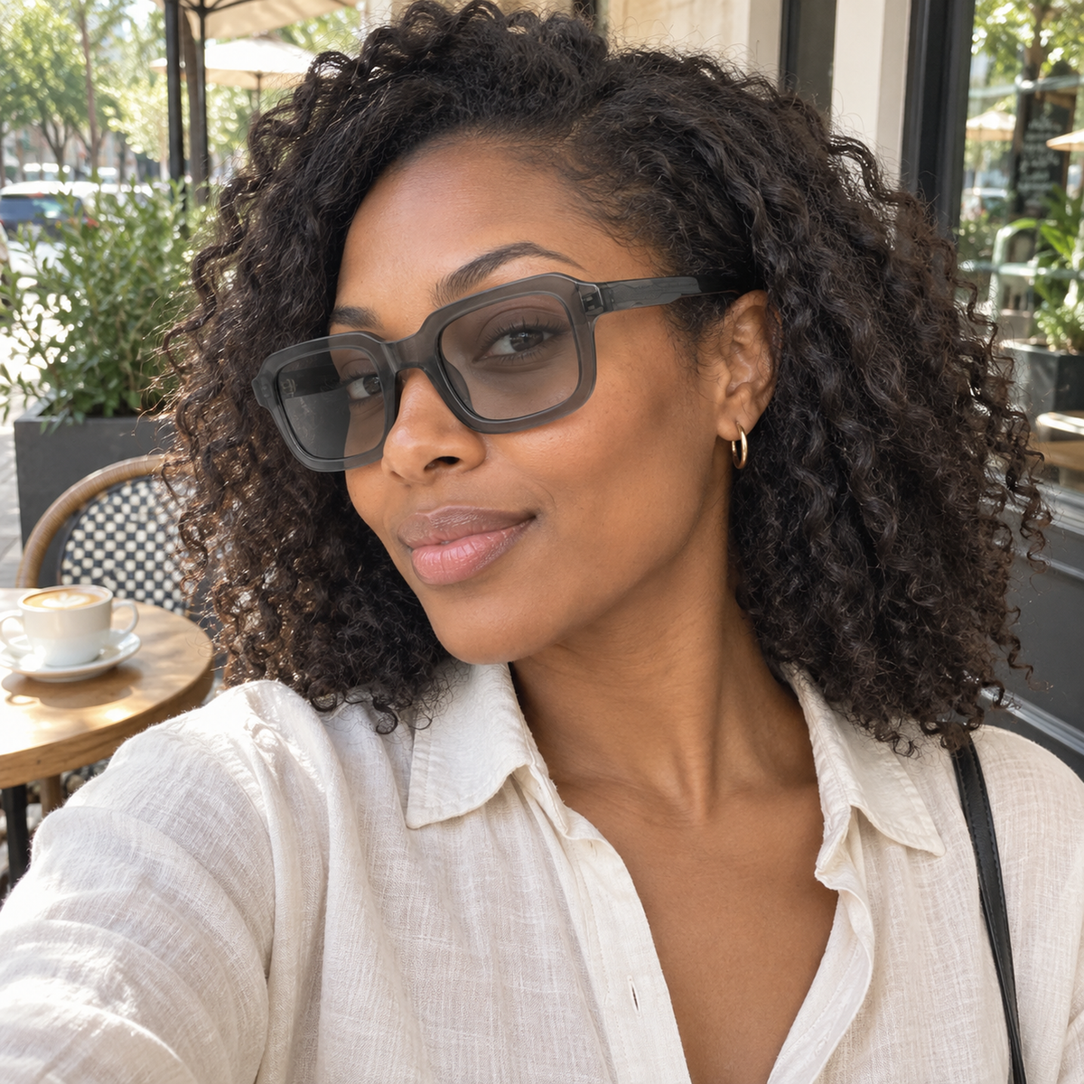 Wren crystal charcoal / light smoke sunglasses, lifestyle view