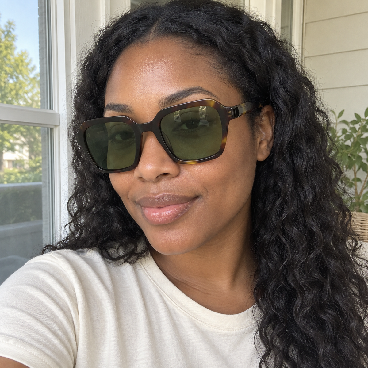 Skye dark tortoise / green sunglasses, lifestyle view