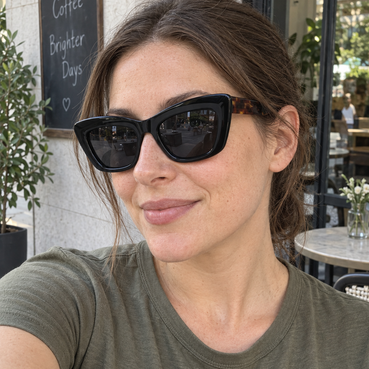 Blair sunglasses - Black Tortoise / Smoke - UGC