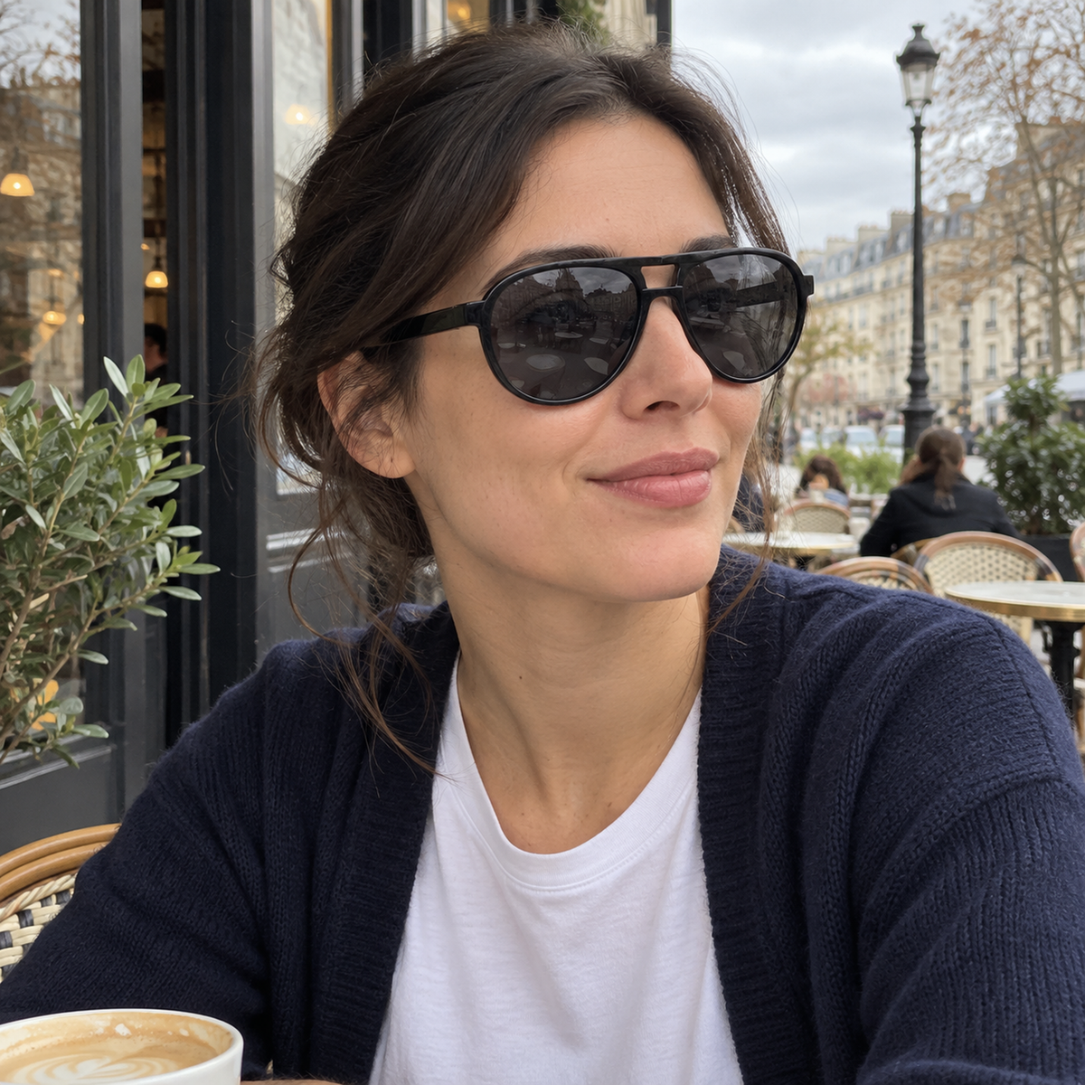 Quinn black / smoke sunglasses, lifestyle view