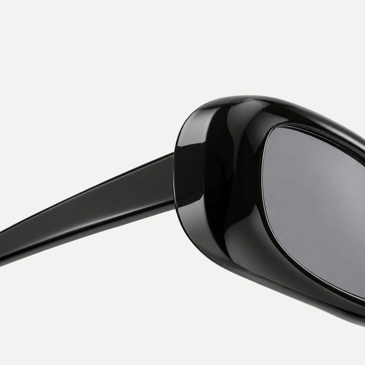 Jade black / smoke sunglasses, frame detail
