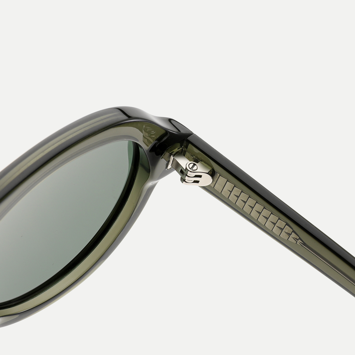 Harper crystal olive / green sunglasses, frame detail