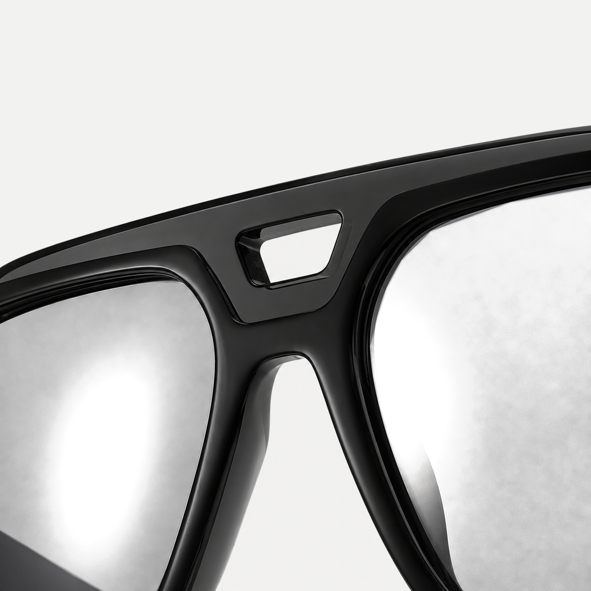 Freya black eyeglasses, frame detail