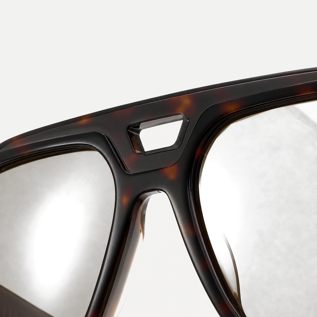 Freya dark tortoise eyeglasses, frame detail