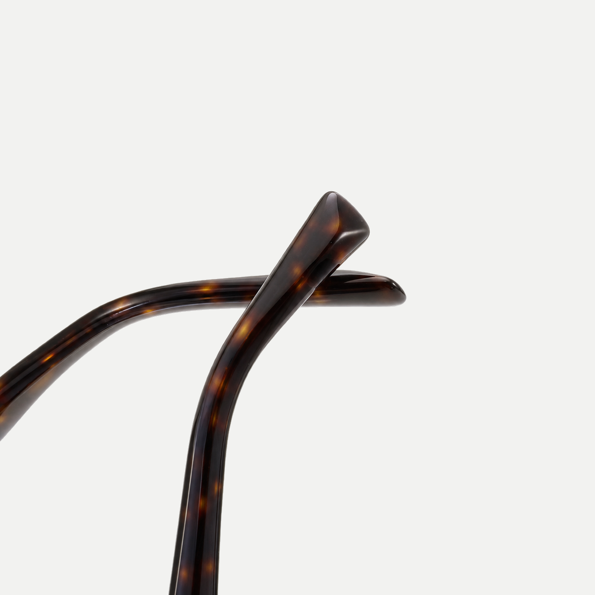 Phoenix dark tortoise / brown sunglasses, frame detail