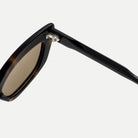 Blair sunglasses - Black / Champagne - hinge detail