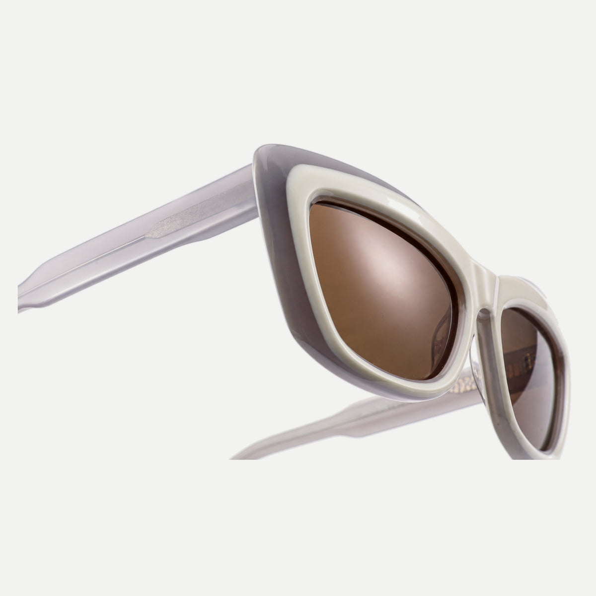 Blair sunglasses - Ivory / Brown - temple detail