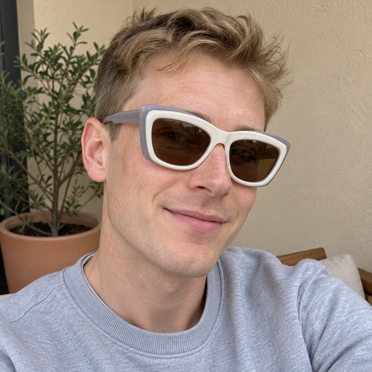 Blair sunglasses - Ivory / Brown - male UGC