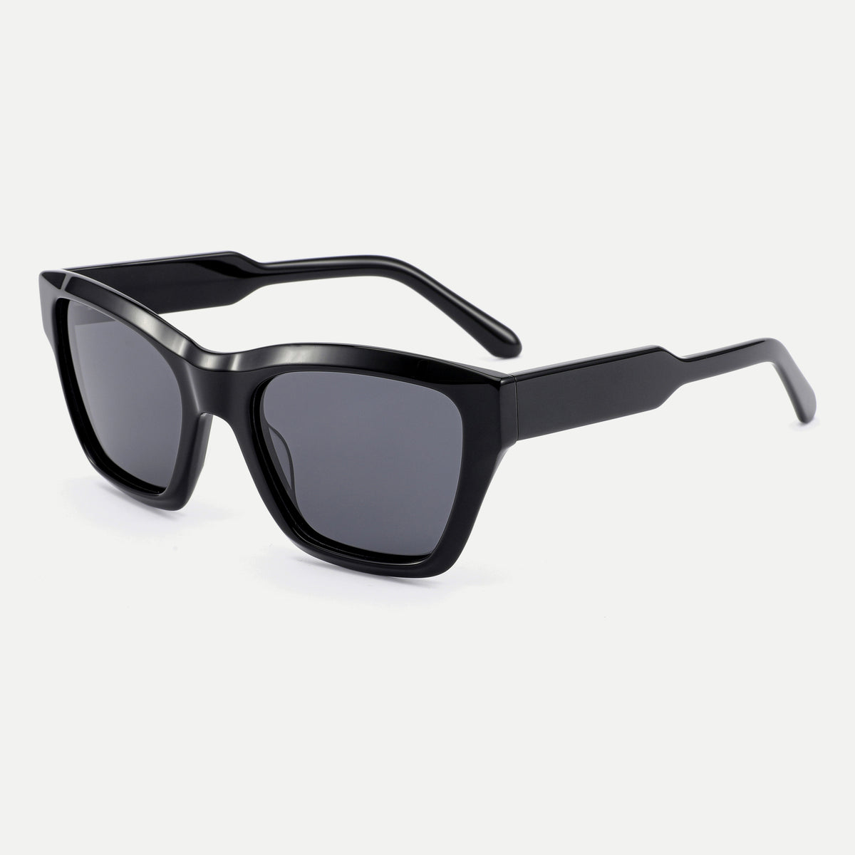 Reese sunglasses - Black / Smoke - 45-degree view