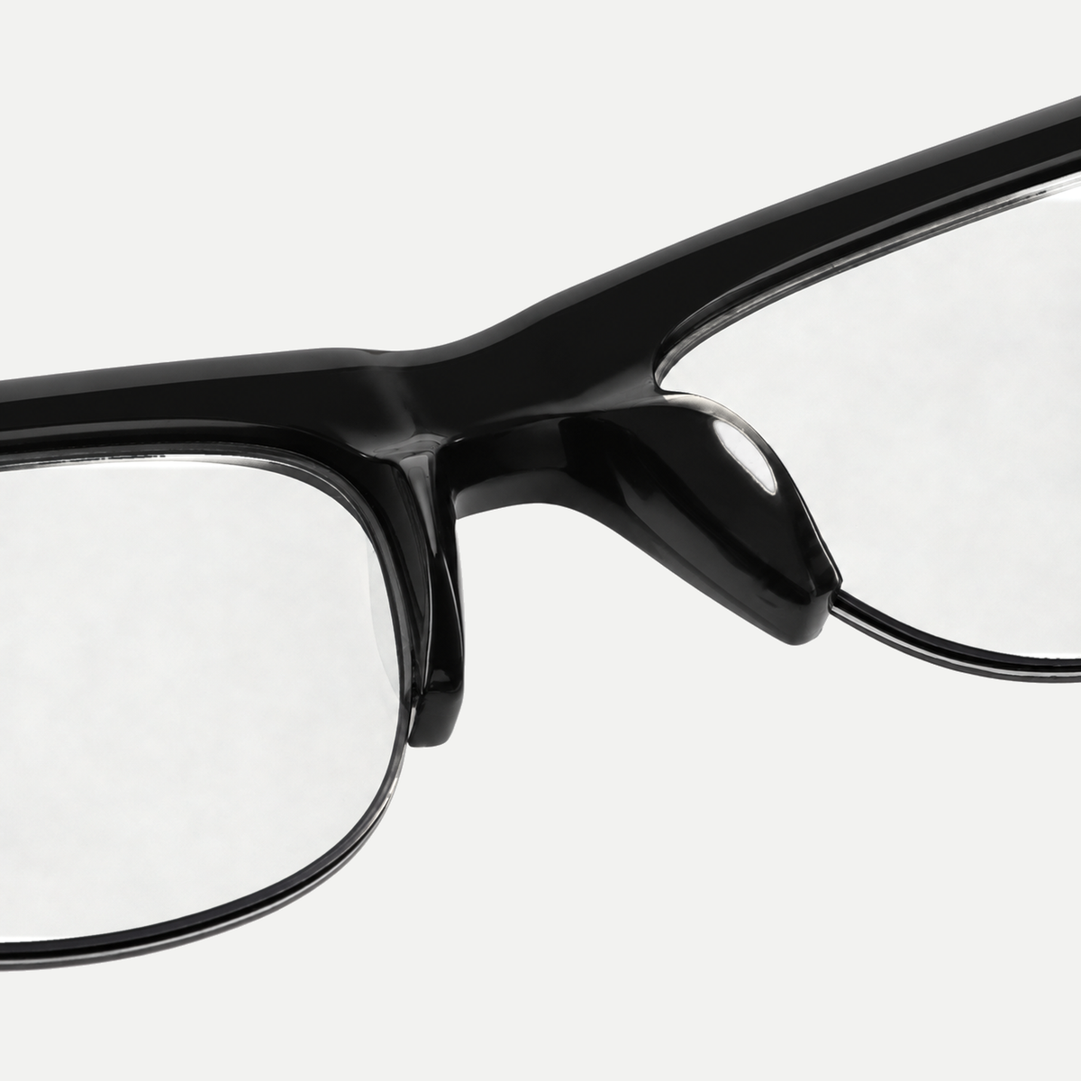 Vera black eyeglasses, frame detail