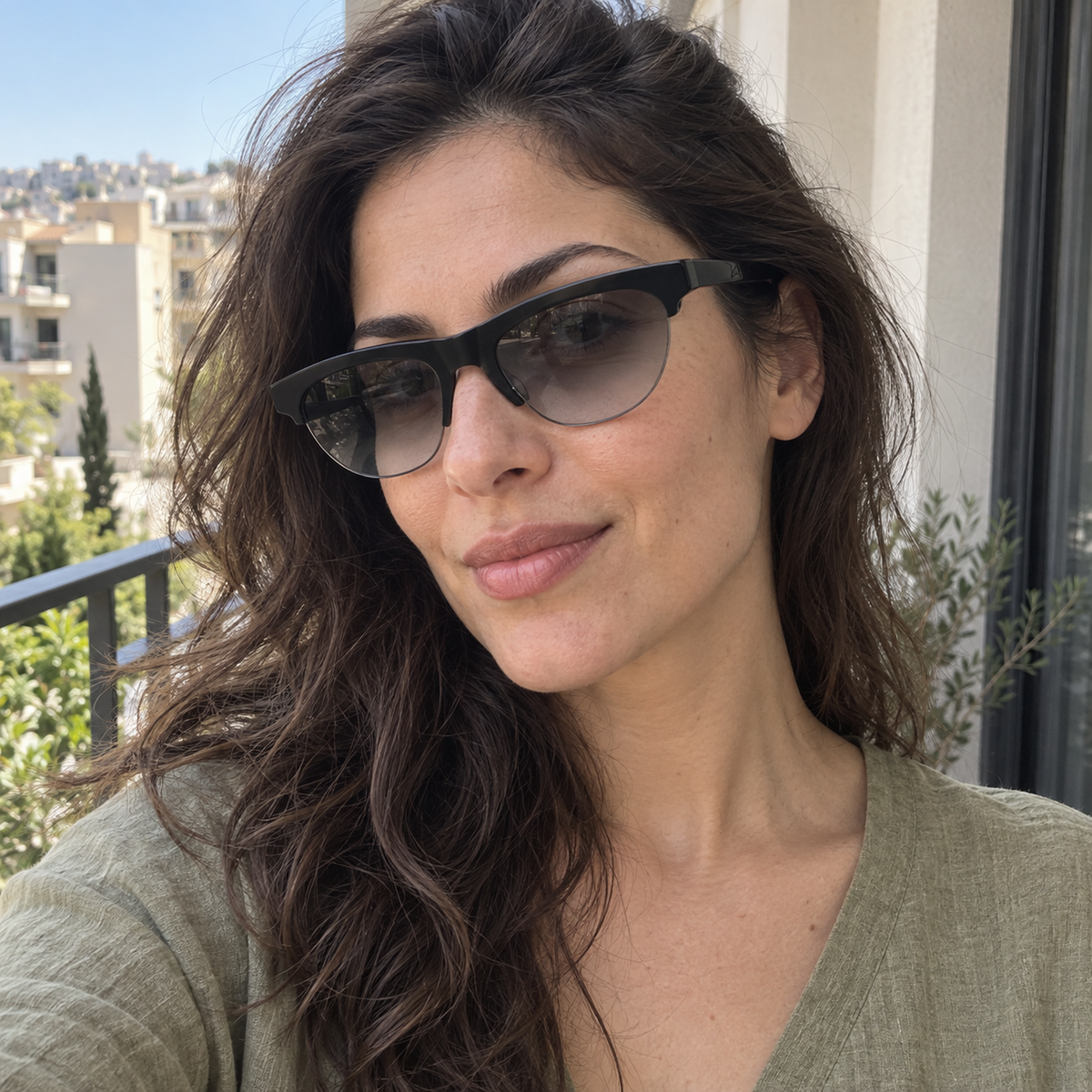 Rhea black / smoke gradient sunglasses, lifestyle view