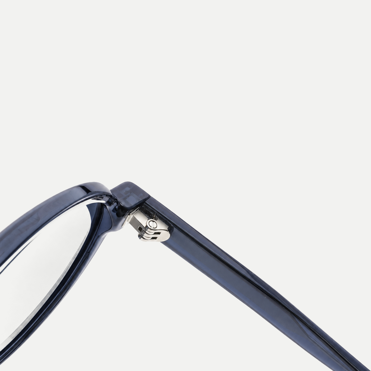 Elise crystal blue eyeglasses, frame detail