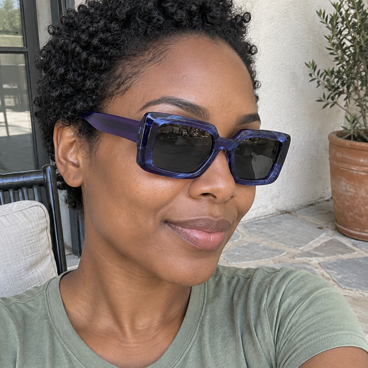 Noelle sunglasses - Crystal Violet / Smoke - UGC